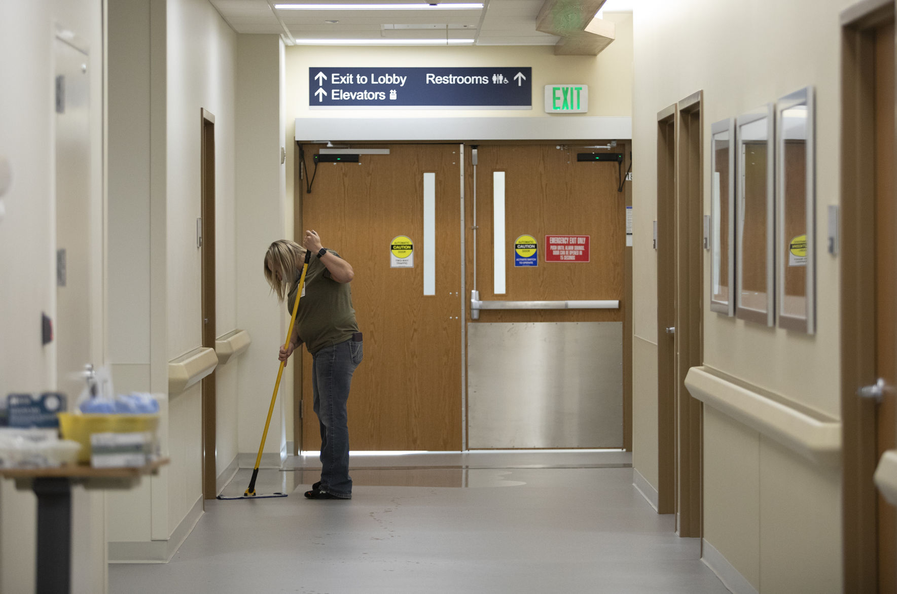 Hospital deals with impatient waves